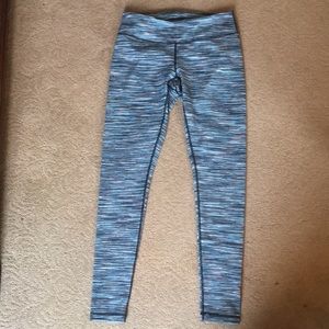 Zella- leggings.